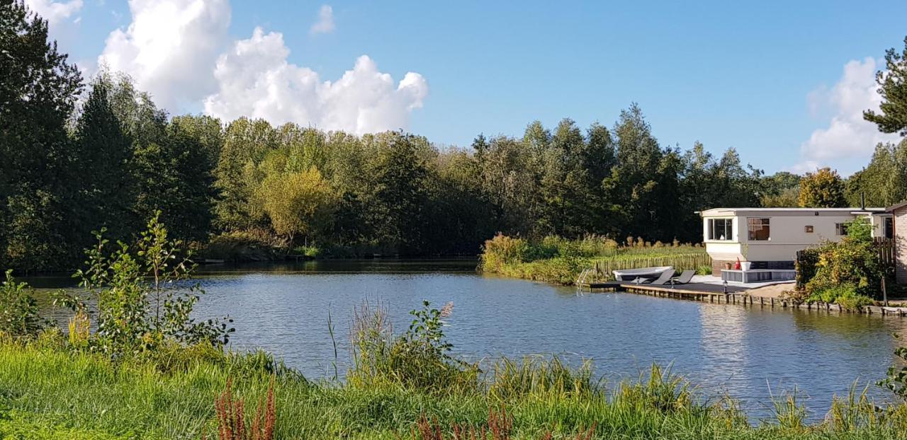 Vila Carafun Aan Het Water Ooltgensplaat Exteriér fotografie